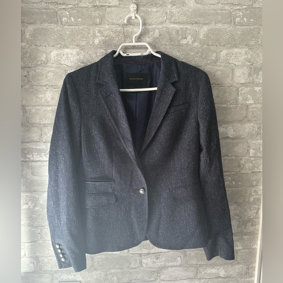 Banana Republic size 6 Blazer in blue just beautiful classic blazer well made - Picture 1 of 11